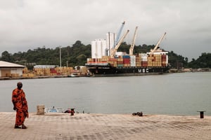 Vue du port de San-Pédro, en Côte d’Ivoire, en 2010. © Marco Chown Oved/AP/SIPA