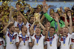 L’équipe allemande de football vainqueur de la Coupe du Monde 2014, remportant la finale face à l’Argentine, à Rio. © Natacha Pisarenko/AP/SIPA