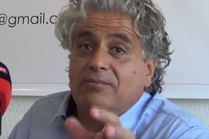 Ridha Raddaoui, avocat tunisien et membre du centre tunisien d’études et de recherches sur le terrorisme (CTERT). © Capture d’écran Youtube/ 
FTDES Tunisie