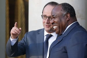 François Hollande et Ali Bongo Ondimba, à l’Élysée pour la préparation de la COP 21, le 10 novembre 2015. © Francois Mori/AP/SIPA