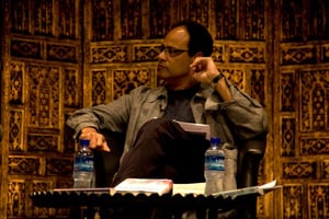 L’auteur anglo-soudanais Jamal Mahjoub s’embarque dans le récit de la troisième enquête du soudanais Makana, en Égypte cette fois. © Pal Fest/Flickr