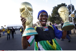 Un fan de foot sud-africain le 22 juin 2010 pendant la Coupe du Monde. © Jerome Delay/AP/SIPA