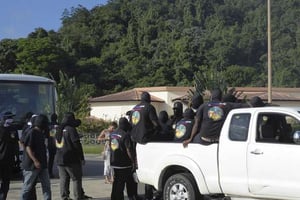 Des memebres du collectif des 500 frères à Cayenne le 27 mars 2017. © Deborah Neusy/AP/SIPA