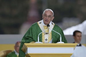 Le pape François lors d’une messe à Philadelphie, en clôture d’un rassemblement mondial des familles, le 27 septembre 2015. © Cj Gunther/AP/SIPA