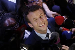 Emmanuel Macron, candidat à la présidentielle française, à Saint Denis, le 30 mars. © Christophe Ena/AP/SIPA