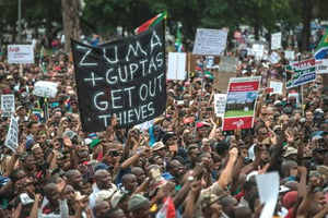 Manifestation contre le président sud-africain Jacob Zuma, le 7 avril 2017 à Pretoria. © AFP