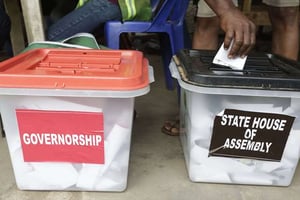 Le 11 avril 2015, les électeur nigérians votaient pour choisir le gouverneur de leur État ainsi que le président du pays. © Sunday Alamba/AP/SIPA