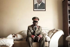 Le général Niyombare, du temps de son appartenance à la nomenklatura militaire, à Bujumbura en août 2012. © Martina Bacigalupo pour JA