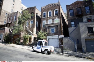 Dans le Bronx, la police et les gangs mènent une guerre incessante. © DAVID KARP/AP/SIPA