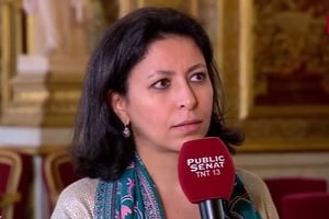 La sénatrice de Paris Leila Aichi a rejoint le MoDEM de François Bayrou en 2016. © YouTube/Public Sénat/ capture d’écran