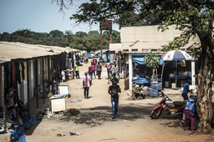 Marché de São Domingos, à la frontière entre la Guinée-Bissau et le Sénégal. © Sylvain Cherkaoui pour JA