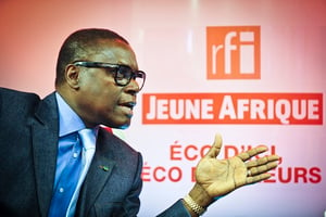 Pierre Goudiaby Atépa (Sénégal), architecte, homme d’affaires, président du Conseil d’administration de la Bourse Régionale des Valeurs Mobilières d’Abidjan. A RFI, le 2 juin 2017. © Vincent Fournier/JA
