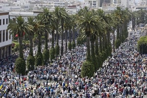 Des dizaines de milliers de manifestants dans les rues de Rabat le 11 juin en solidarité avec la contestation dans le Rif. © Abdeljalil Bounhar/AP/SIPA