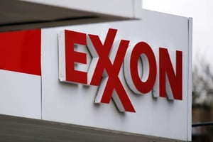 Une station Exxon à Carnegie, en 2014. © Gene J. Puskar/AP/SIPA