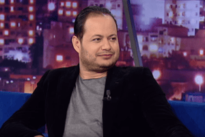 Le présentateur tunisien Samir el-Wafi. © Capture d’écran Youtube/El Hiwar Ettounsi