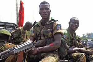 Des soldats des FARDC, à Beni, dans la province du Nord-Kivu, dans l’est de la RDC, en janvier 2014. © Joseph Kay/AP/SIPA