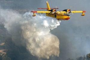 Des Canadair ont été utilisés pour éteindre l’incendie qui vient de ravager le domaine forestier de Tanger. © Javiramos43/CC/wikimedia commons