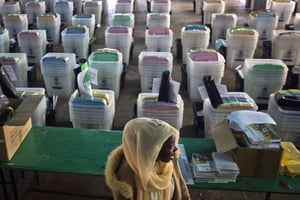 Dans un bureau de vote à Nairobi au Kenya, le 7 août 2017. © Jerome Delay/AP/SIPA