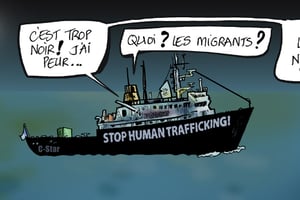 Le bateau des identitaires est en mer depuis la semaine dernière. © Damien Glez