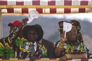 Robert Mugabe et son épouse, Grace, à Chinhoyi, le 29 juillet 2017. © Tsvangirayi Mukwazhi/AP/SIPA