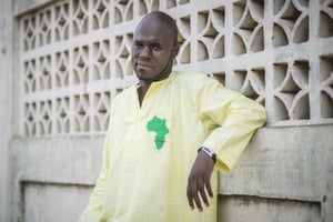 L’activiste Kemi Seba © Photo de Sylvain Cherkaoui pour Jeune Afrique
