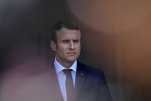 Le président français Emmanuel Macron, lors d’une tournée en Europe de l’Est en août 2017. © Vadim Ghirda/AP/SIPA