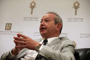 Le businessman égyptien Naguib Sawiris à une conférence sur l’investissement étranger en Égypte, à Sharm El-Sheikh, le 13 mars 2015 © Hassan Ammar/AP/SIPA