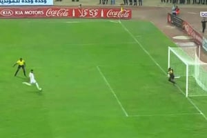 L’ouverture du score sur pénalty de la Tunisie contre la RDC (2-1), samedi 2 septembre, à Radès. © Capture d’écran / Youtube