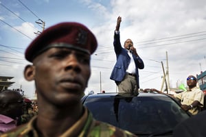 Dès l’invalidation de sa victoire, Uhuru Kenyatta est reparti en campagne (ici à Ongata Rongai, le 5 septembre). © Ben Curtis/AP/SIPA