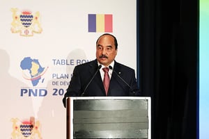 Mohamed Ould Abdelaziz, lors de la conférence sur le Tchad, à Paris, le 8 septembre. © AMI