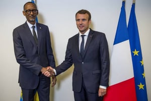 Les présidents Paul Kagame et Emmanuel Macron à New York, lundi 18 septembre. © Twitter – Présidence rwandaise