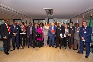 Les membres du Medef reçoivent leurs homologues africains à l’occasion de l’African Employers’ Day, en septembre 2016, à Paris. © ROMUALD MEIGNEUX/SIPA
