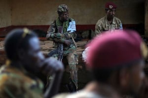Des combattants de l’ex-Séléka, à Bambari en mai 2014. © Jerome Delay/AP/SIPA