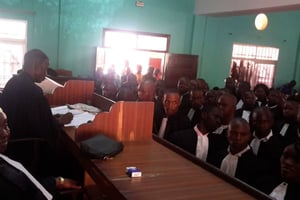 Cérémonie de prestation de serment des auditeurs de justice, vendredi 24 février 2017 à la cour d’appel de Conakry. © DR / Ministère guinéen de la Justice / Capture d’écran Facebook