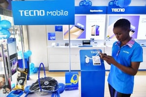 C’est sous le nom de Tecno que le groupe privé a été fondé. Ici, une boutique du centre-ville de Nairobi. © CHINE NOUVELLE/SIPA