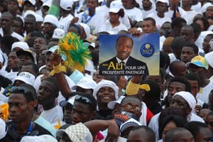 Soutiens d’Ali Bongo Ondimba, le 29 août 2009 lors de sa campagne électorale à Libreville, le 6 novembre 2017. © Joel Bouopda Tatou/AP/SIPA