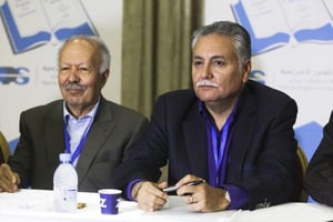 Khalid Naciri (à g.), membre du bureau politique, et Nabil Benabdellah, secrétaire général du parti, le 4 novembre,à Salé. © MYMA