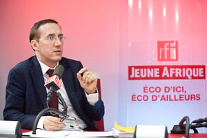 Gaël Giraud est le grand invité de l’économie RFI/ Jeune Afrique du 2 décembre 2017. © Vincent Fournier/JA