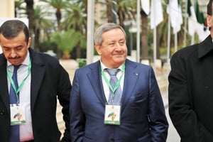 L’ex-patron de la Sonatrach en Algérie, Ould Kaddour (au centre), le 23 décembre 2017. © SIPA PRESS