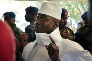 Yahya Jammeh, lors d’un meeting de campagne avant sa défaite à la présidentielle de décembre 2017. © Jerome Delay/AP/SIPA