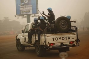 Des Casques bleus à Bangui en 2016. © Jerome Delay/AP/SIPA