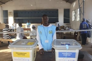 Le premier tour des élections générales a eu lieu en Sierra Leone le 7 mars 2018. © Kabba Kargbo/AP/SIPA