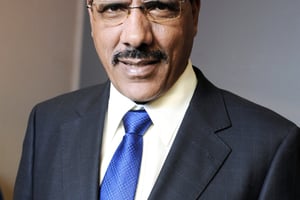 Mohamed Bazoum ministre nigérien des Affaires étrangères à Paris, le 28 septembre 2011 © Vincent Fournier/Jeune Afrique
