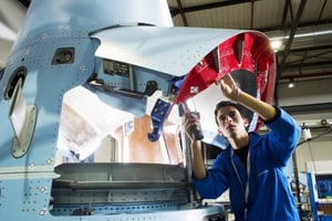 Avec l’automobile, le secteur aéronautique est l’une des réussites industrielles du Maroc. Ici, l’usine Safran de Casablanca. © Philippe Stroppa/SAFRAN