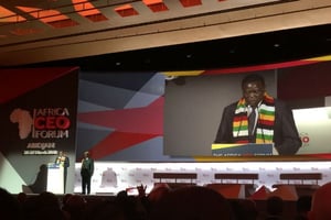 Emmerson Mnangagwa, président du Zimbabwe, lors de l’ouverture de l’ACF à Abidjan le 26 mars 2018. © DR / JA / Africa CEO Forum