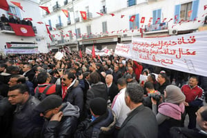 Une manifestation contre la hausse des prix en janvier 2018 à Tunis. © Hassene Dridi/AP/SIPA