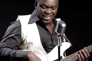 Le bassiste sénégalais Habib Faye est décédé le 25 avril. © Facebook Habib Faye