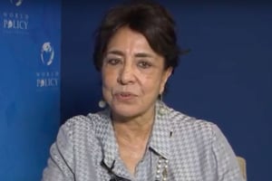 Assia Bensalah Alaoui, ambassadrice itinérante du roi du Maroc. © YouTube/ World Policy Conference TV