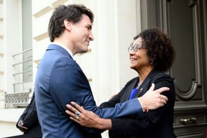 Le Premier ministre canadien Justin Trudeau et Michaëlle Jean, secrétaire générale de l’OIF © Sean Kilpatrick/AP/SIPA