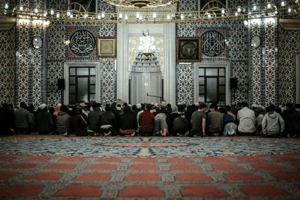 Prière à la mosquée Nizamiye de Midrand, à Johannesburg, le 16 mai 2018. © AFP